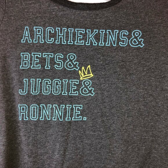 Riverdale Medium Gray T Shirt Cotton Casual Tee Short Sleeve Top M Archiekins - Picture 4 of 8